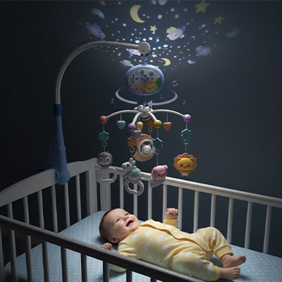 LUMIERE ETINCELANTE SUR MOBILE MUSICAL POUR BEBE 