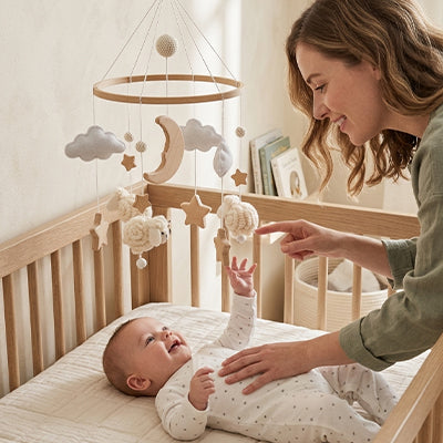 MOBILE BEBE UN SPECTACLE POUR LES YEUX ET LE COEUR