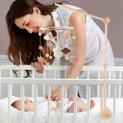 Mobile bébé nuages avec étoiles scintillantes