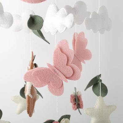 Mobile pour bébé rosier papillon