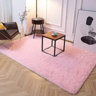 deco jour ensoleillee avec tapis en fourrure